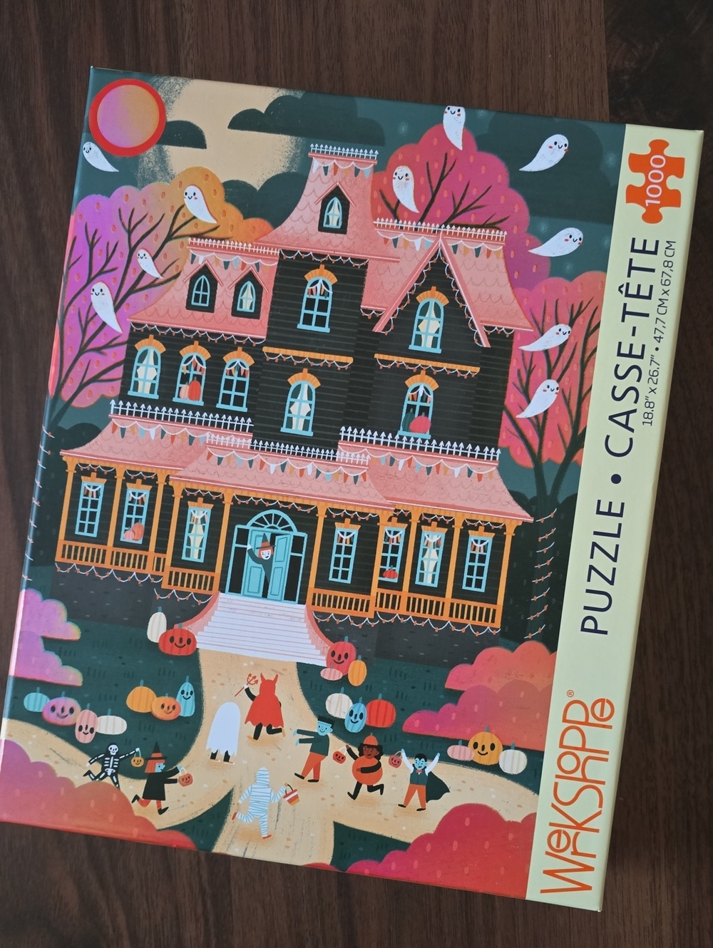 Werkshoppe Halloween House 1000-Piece Puzzle - Holographic
